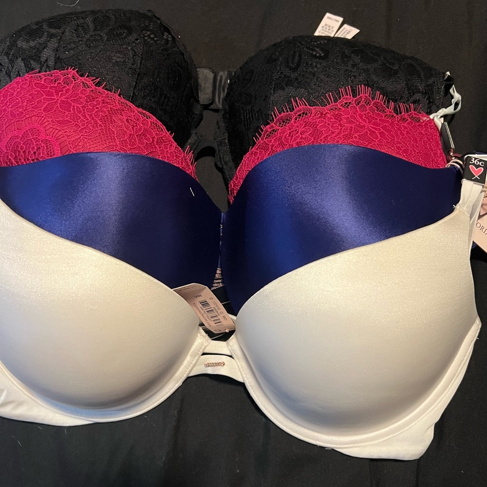 Set of 4 Brand New Victoria Secret Bras 36C